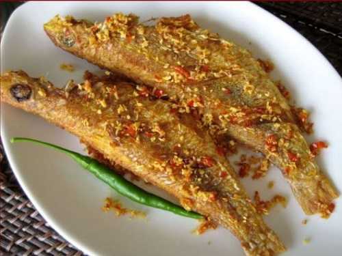 khô cá đổng chiên sả ớt