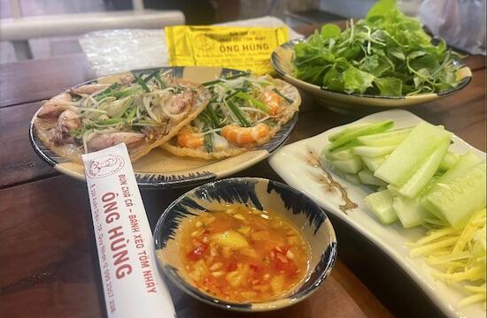 Bánh xèo tôm nhảy quán Ông Hùng Diên Hồng Quy Nhơn